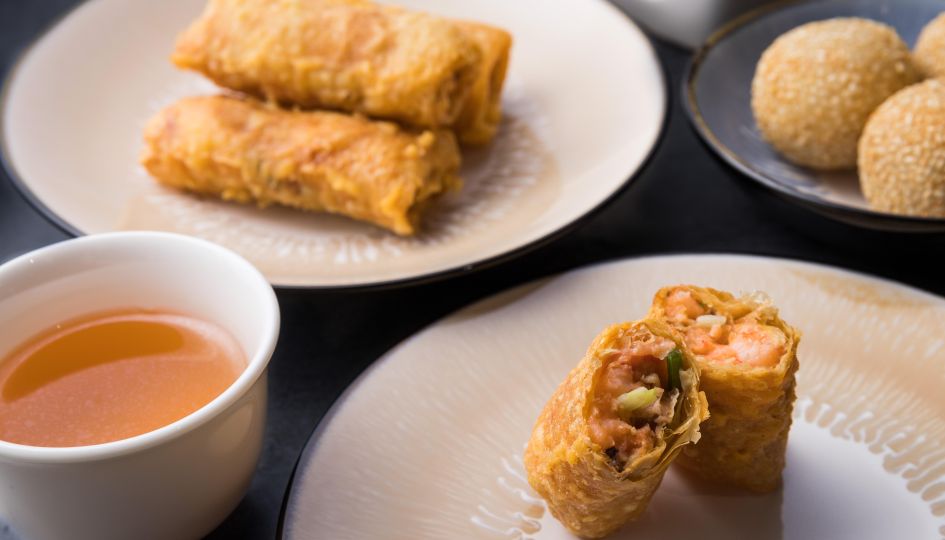 Deep Fried Shrimp Rolls in Bean Curd Pastry